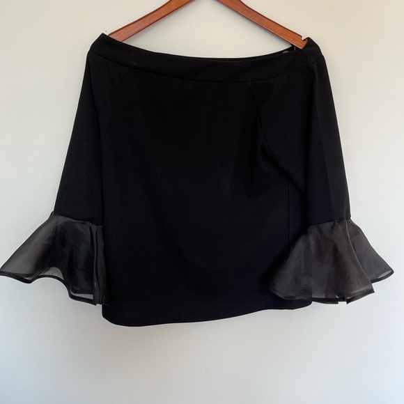 FREE with any purchase- Black off the shoulder Sheer Flare Sleeves SZ M - Picture 2 of 6